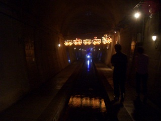 暗いトンネル.jpg